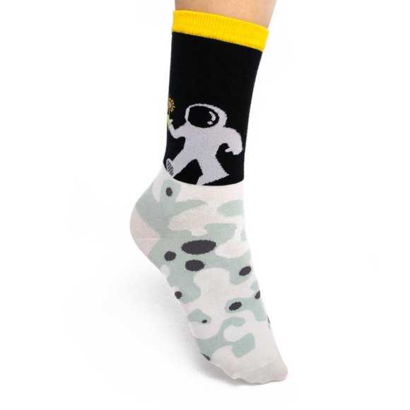 Organic Cotton, Brand New, crew socks, Astronaut design, unisex, size 7-13 - Picture 9 of 13